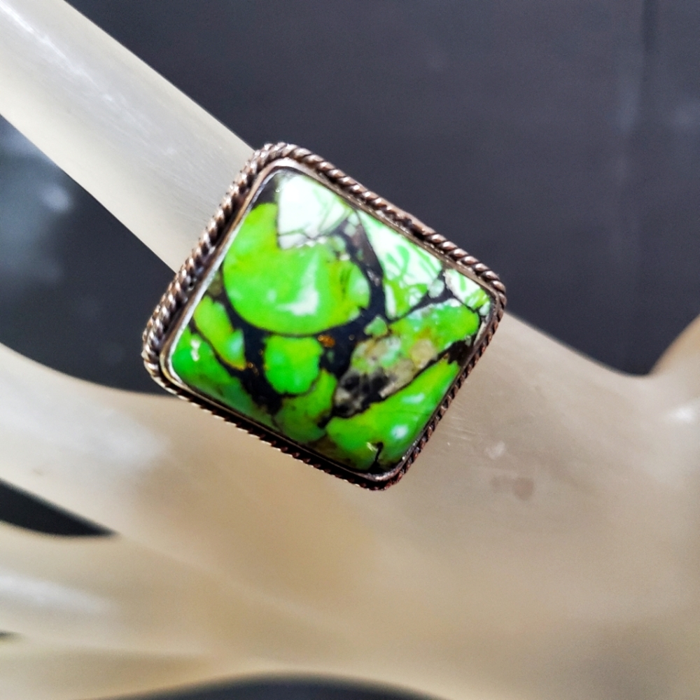 Sterling silver green turquoise ring